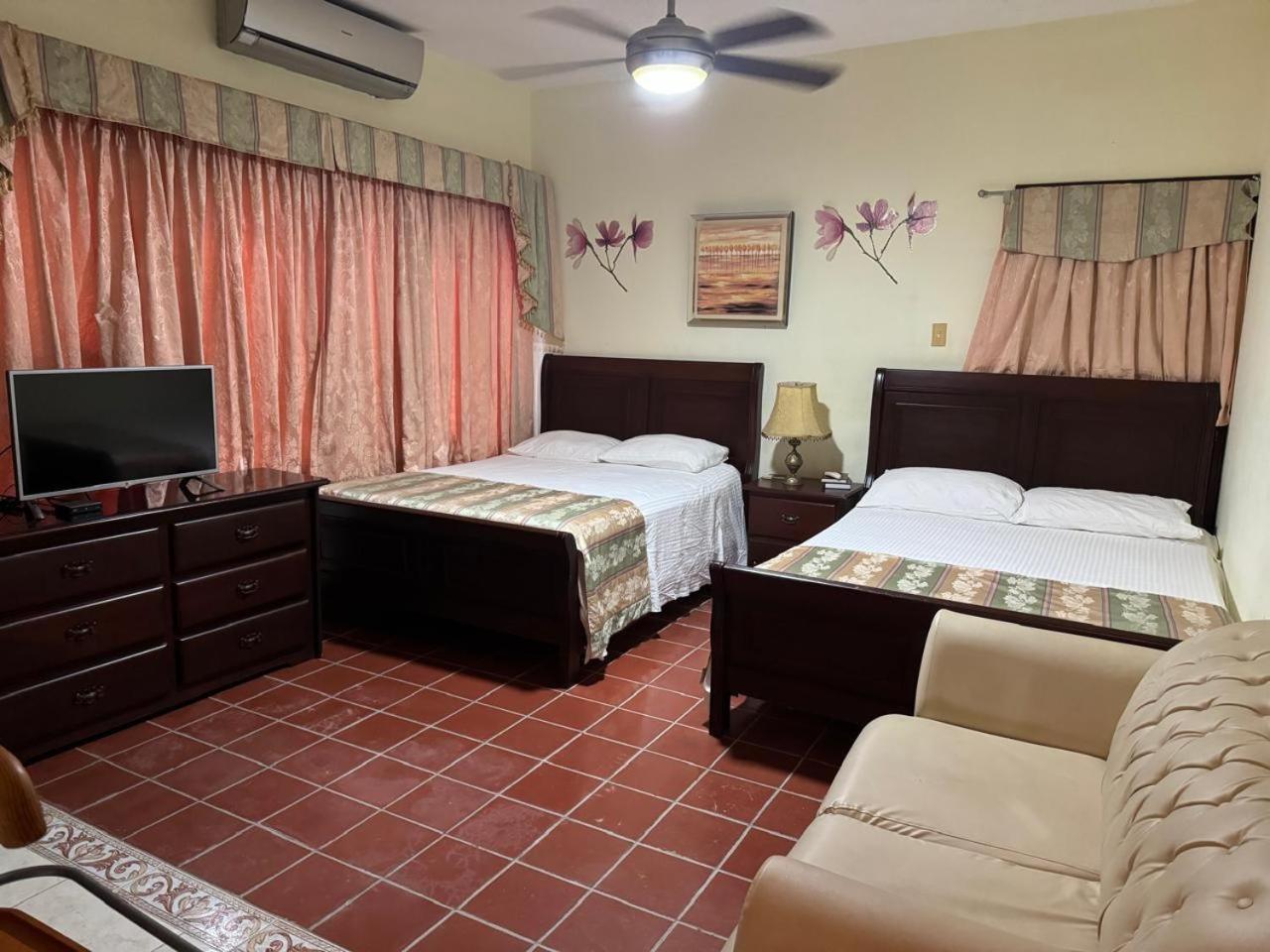Torres Apart Studio ซานโตโดมิงโก ภายนอก รูปภาพ